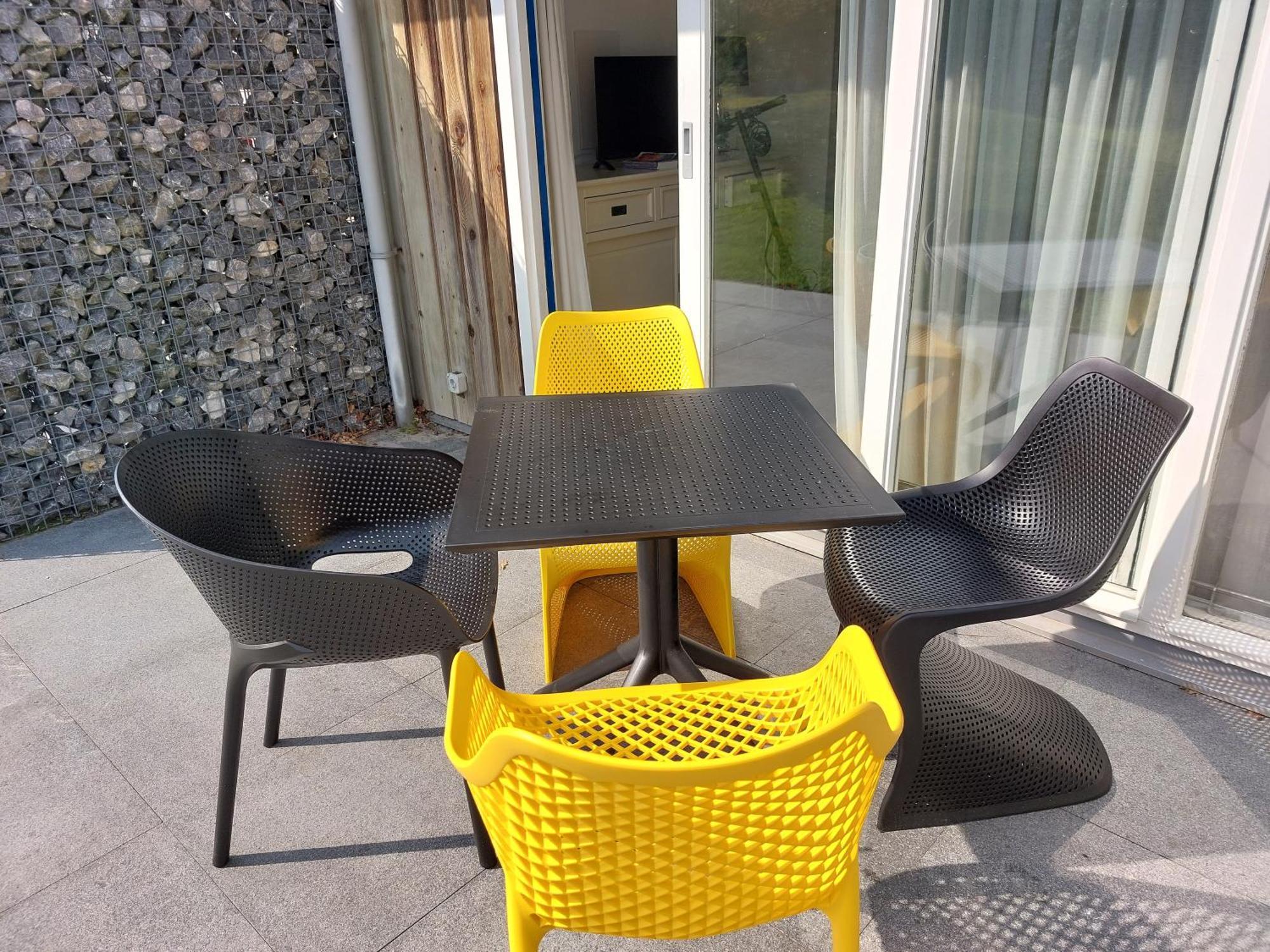 'T Strandhuys En De Vuurtoren, Met Eigen Keuken, Zonnig Terras Nabij Dorp, Duinen En Strand, Incl Verwarmd Binnen Zwembad Hollum  Exteriér fotografie