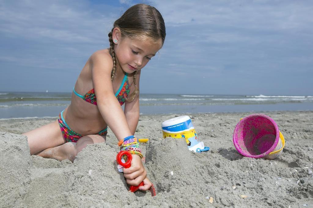 'T Strandhuys En De Vuurtoren, Met Eigen Keuken, Zonnig Terras Nabij Dorp, Duinen En Strand, Incl Verwarmd Binnen Zwembad Hollum  Exteriér fotografie
