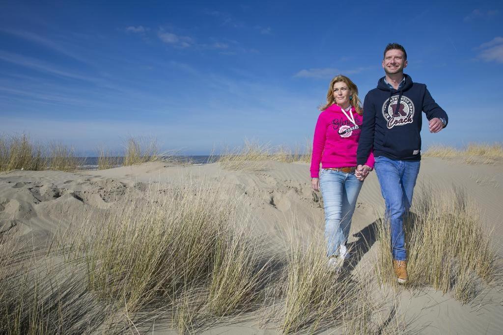 'T Strandhuys En De Vuurtoren, Met Eigen Keuken, Zonnig Terras Nabij Dorp, Duinen En Strand, Incl Verwarmd Binnen Zwembad Hollum  Exteriér fotografie